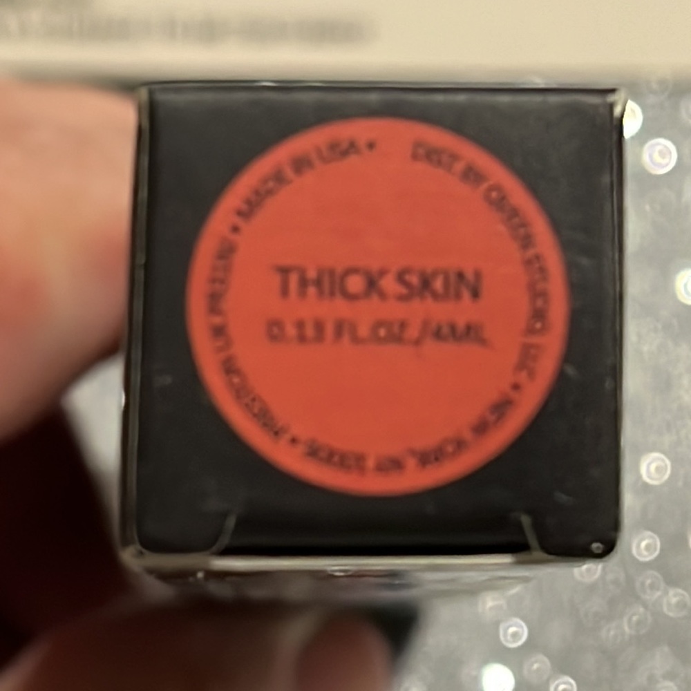 Qveen liquid lip stain THICK SKIN Liquid lip satin